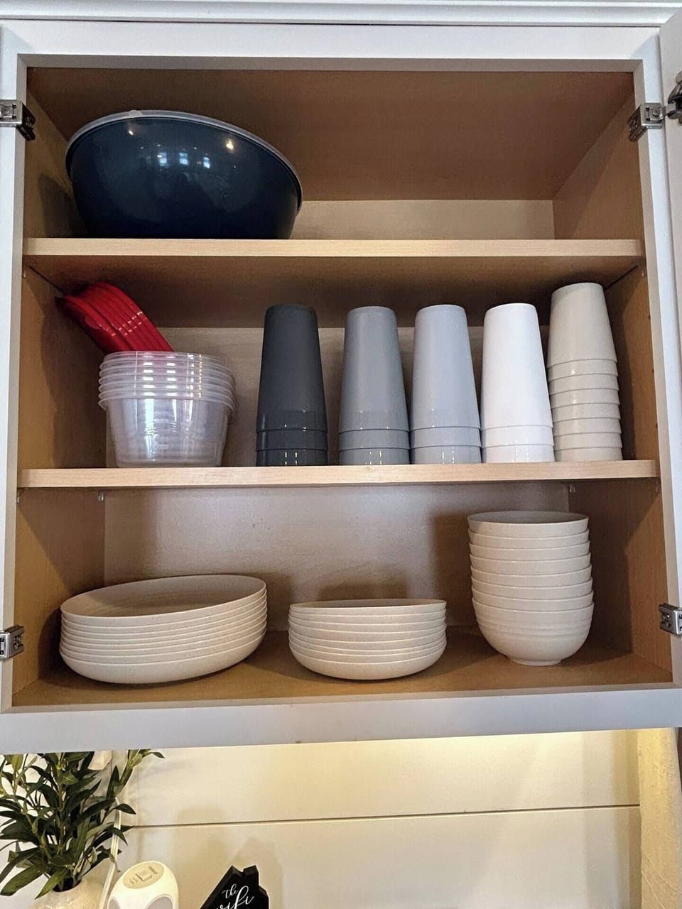 For relaxed dining and families, enjoy microwave-safe, dishwasher-safe, wheat straw dinnerware—perfect for easy meals and kid-friendly use.