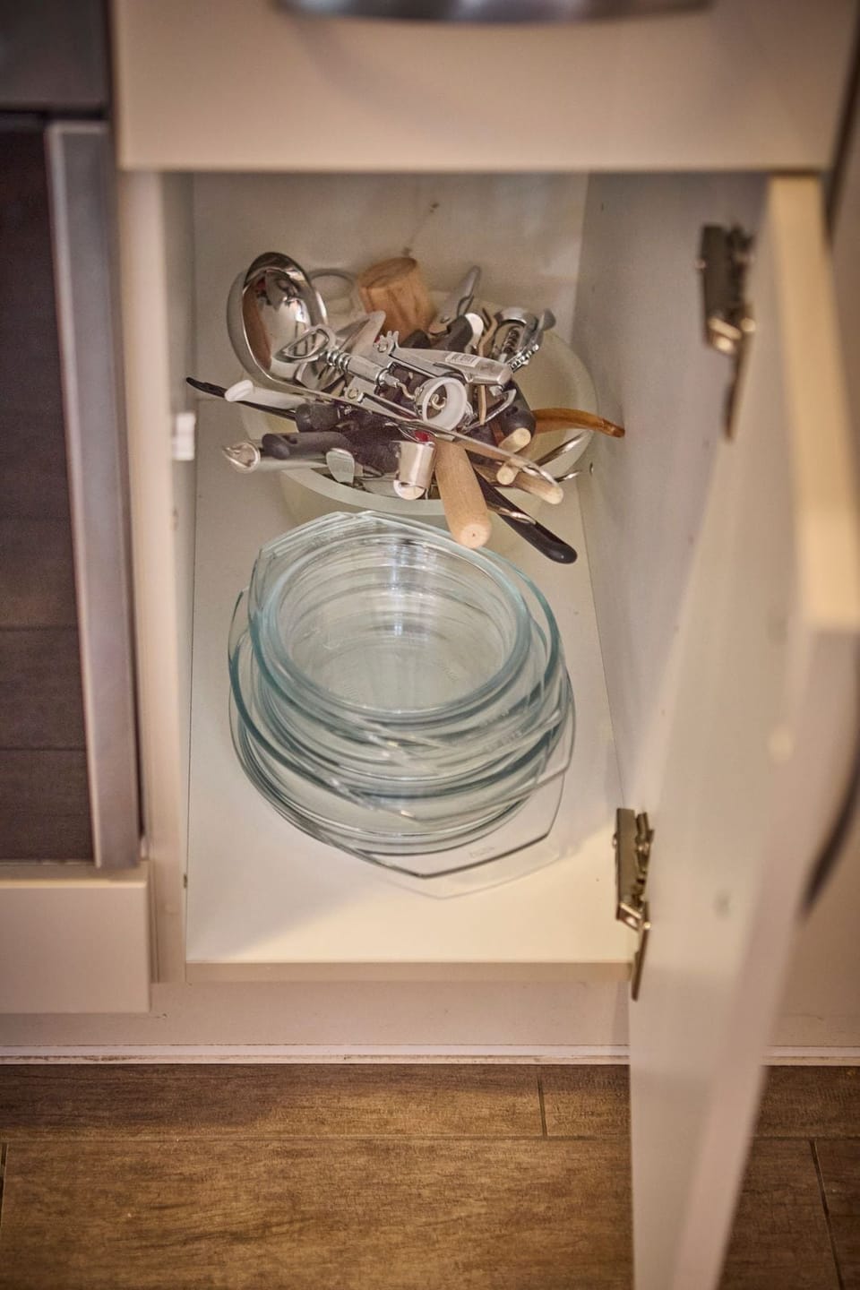 Comfort Apartment, 2 Bedrooms, Mountain View | Private kitchen | Coffee/tea maker, electric kettle, toaster, freezer