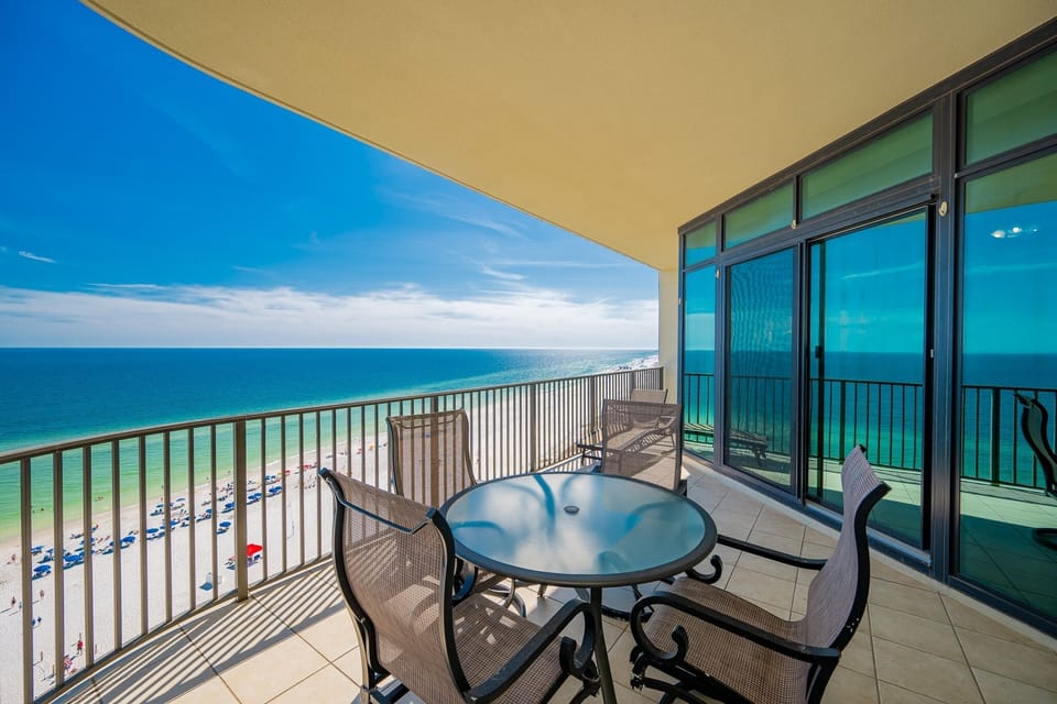 Condo, 3 Bedrooms | Outdoor dining