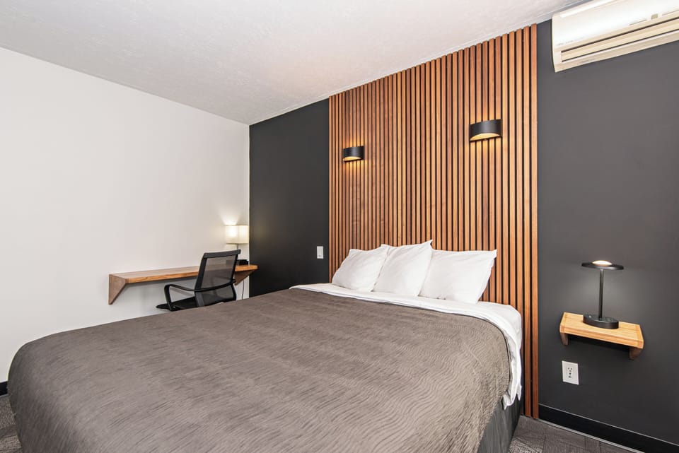 Single Room | Free WiFi, bed sheets