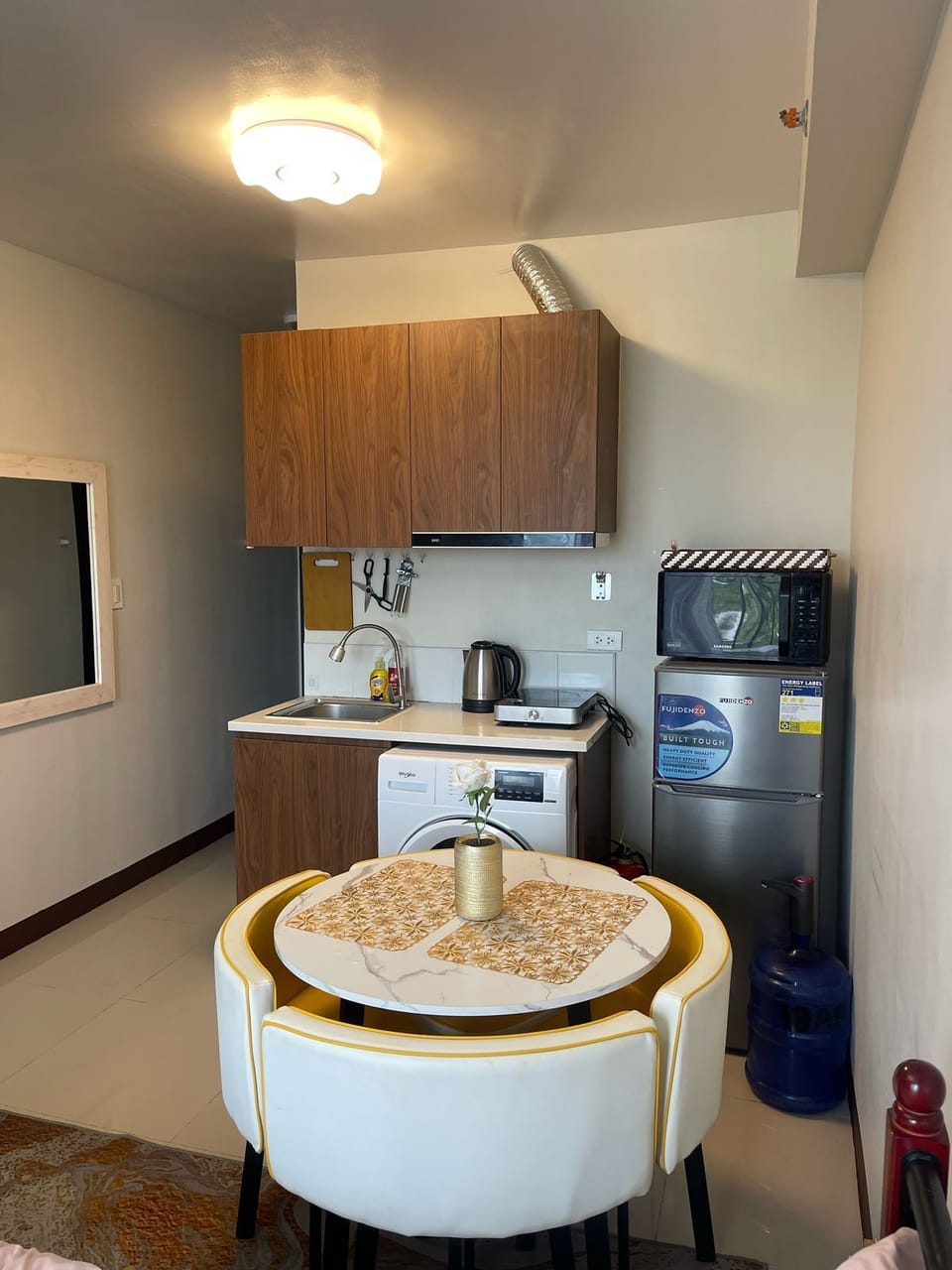 Room, 1 Bedroom, Smoking, Balcony | Private kitchen