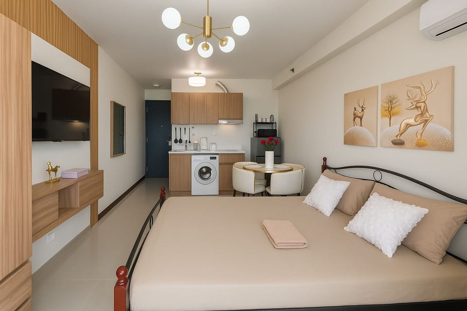 Room, 1 Bedroom, Smoking, Balcony | 1 bedroom