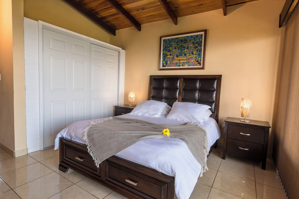 Deluxe Suite, Mountain View | Free WiFi