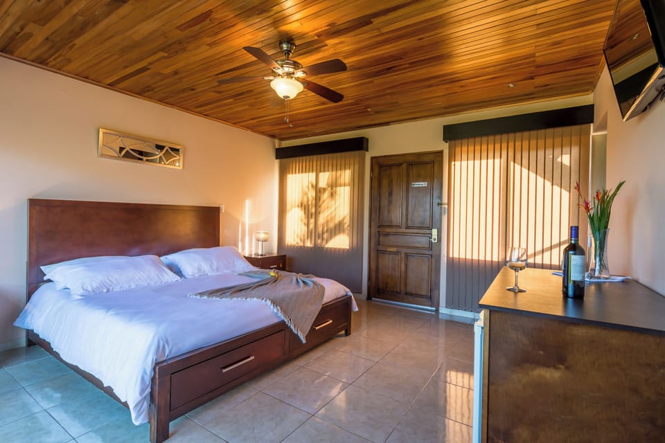 Economy Villa, Mountain View | Free WiFi