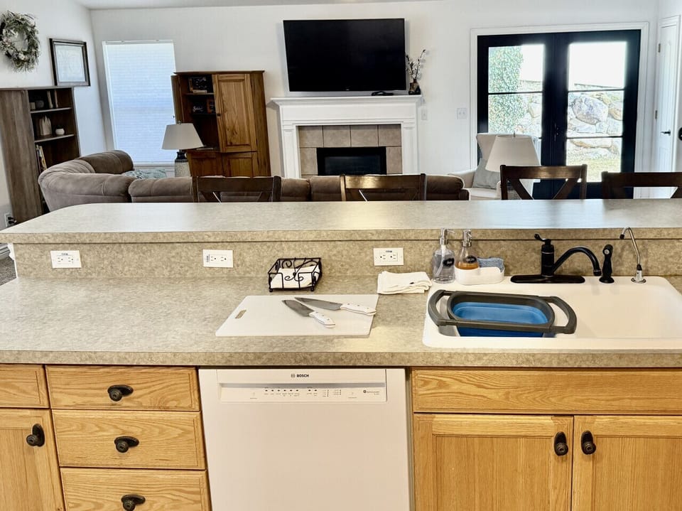 Full Kitchen