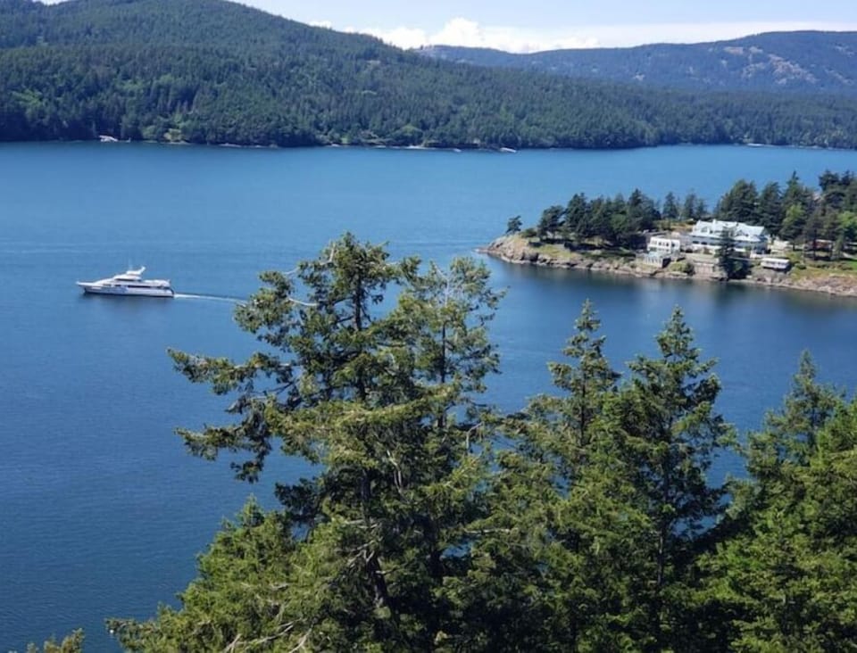 Your view every day at 
Destination Orcas Island!