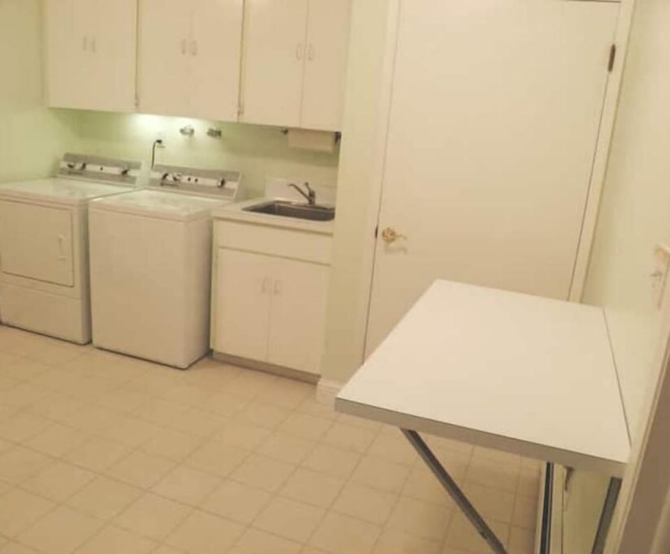 Main floor
Full size laundry , 
also has additional bathroom with shower