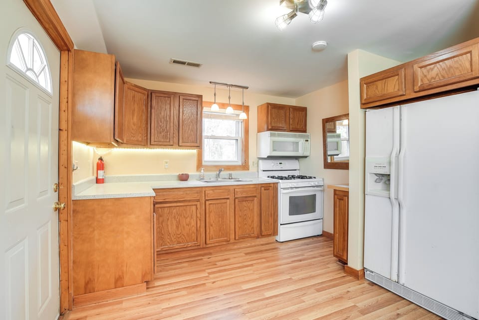 Kitchen | Single-Story Studio Cottage | Central Heating & A/C