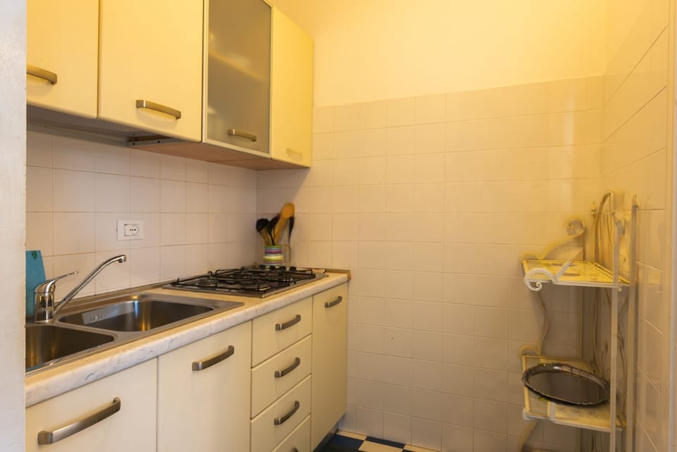 Apartment, 3 Bedrooms, Balcony, Garden View | Interior