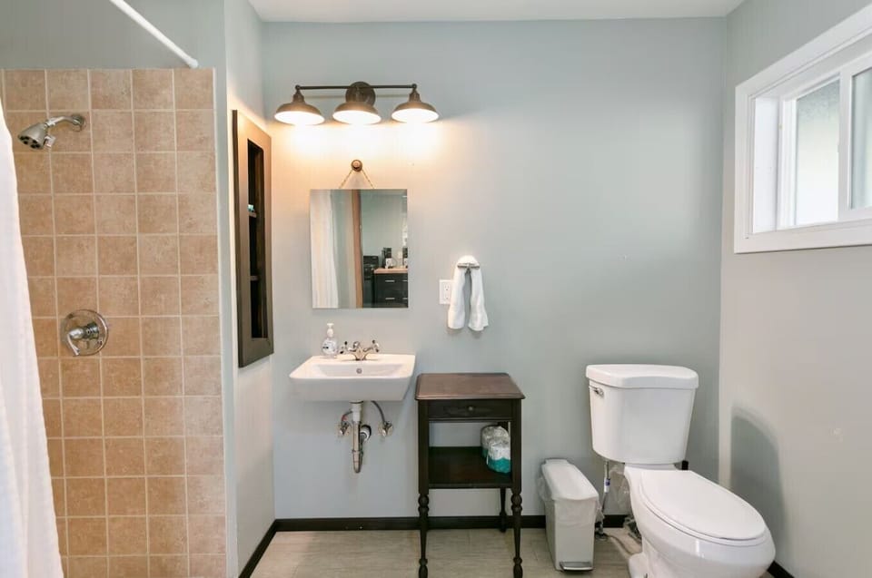 Clean, modern bathroom with walk-in shower near Grayland Beach.