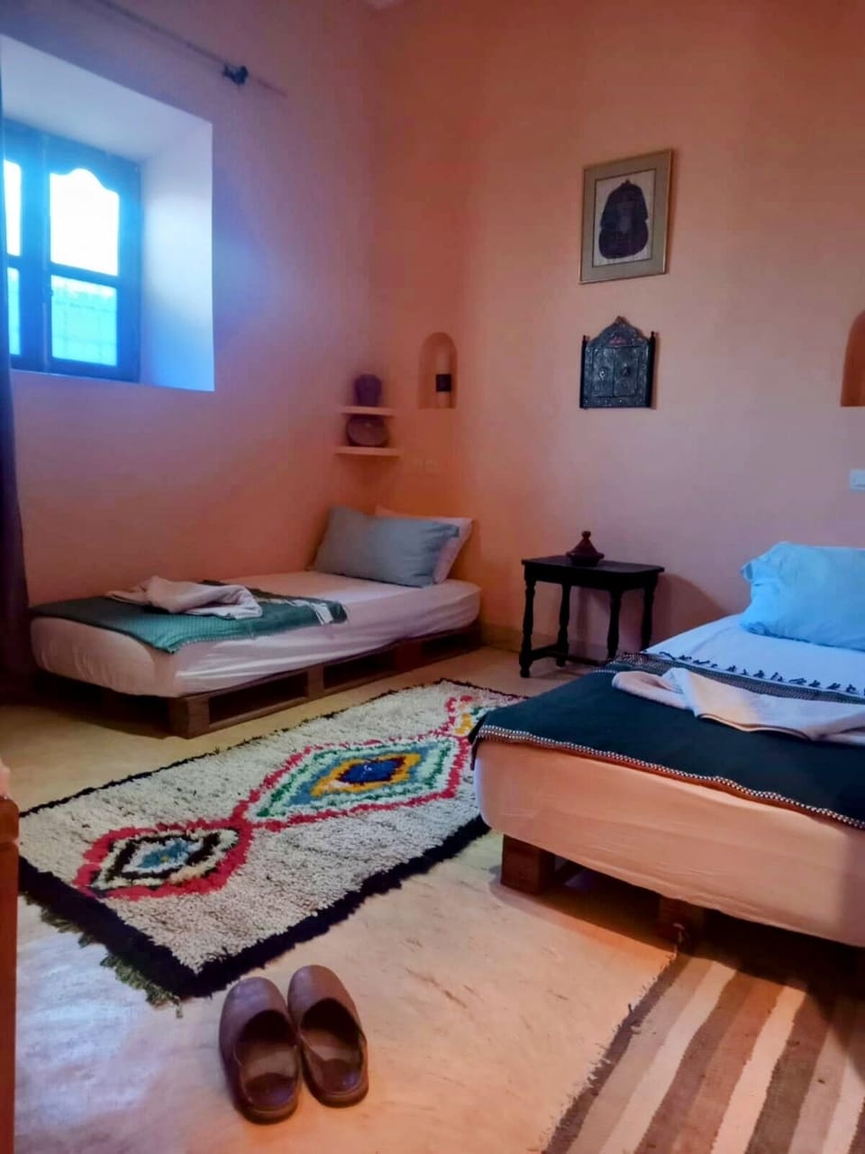 Comfort Room | Free WiFi