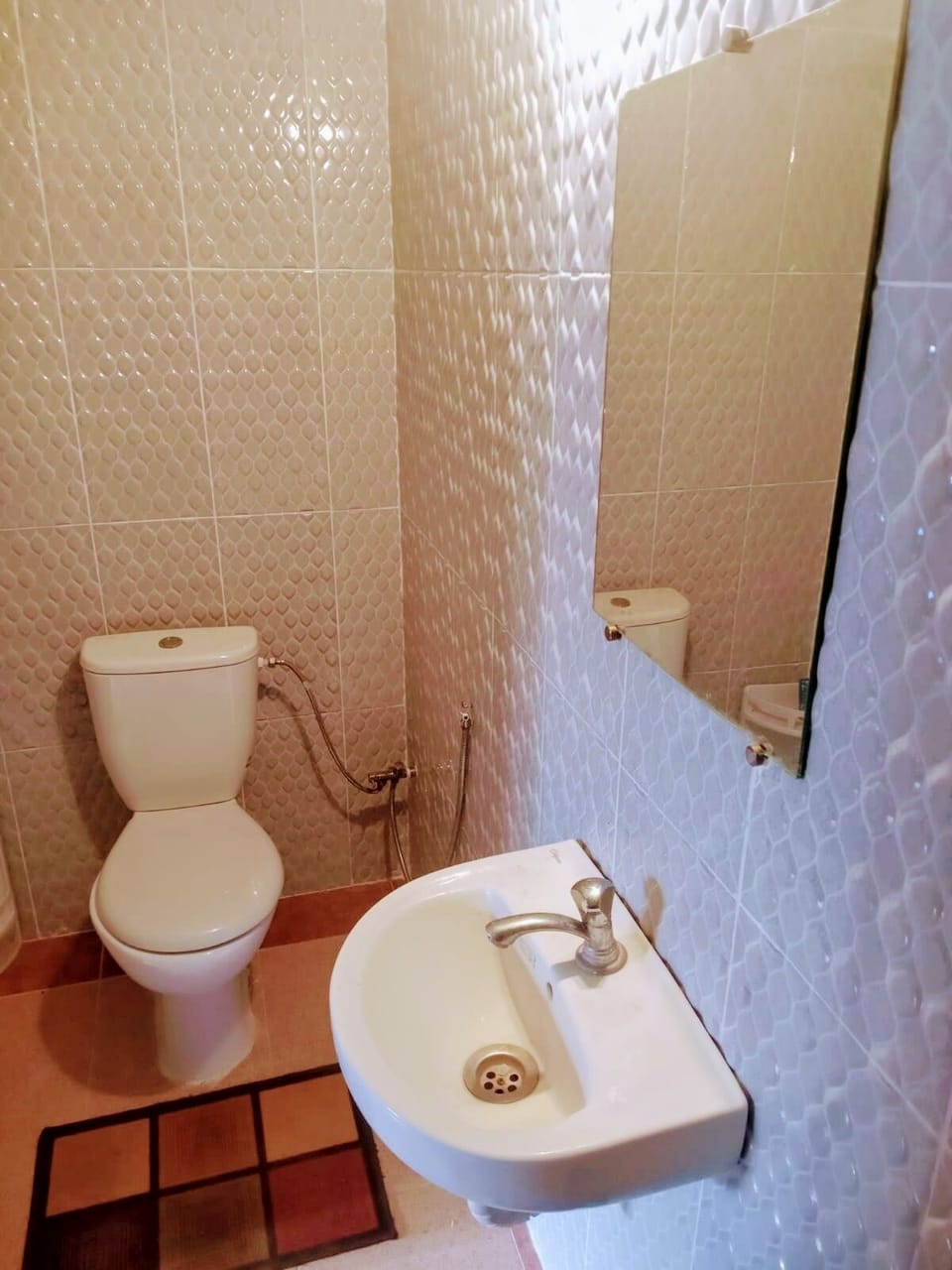 Standard Double Room, Courtyard View | Bathroom