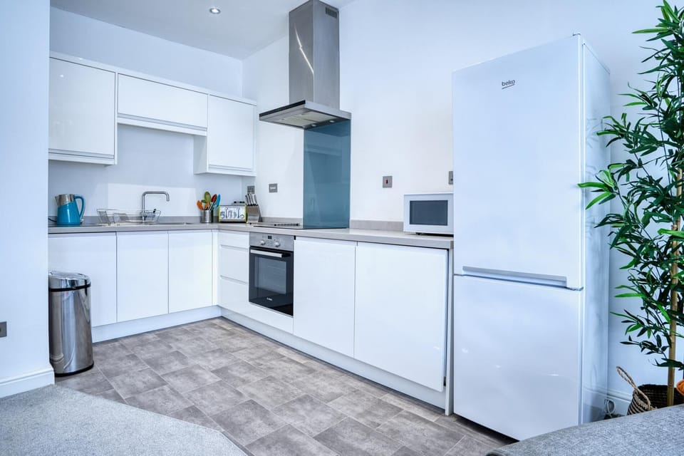 Bay View - 2 Bedroom Apartment - Tenby (24983)