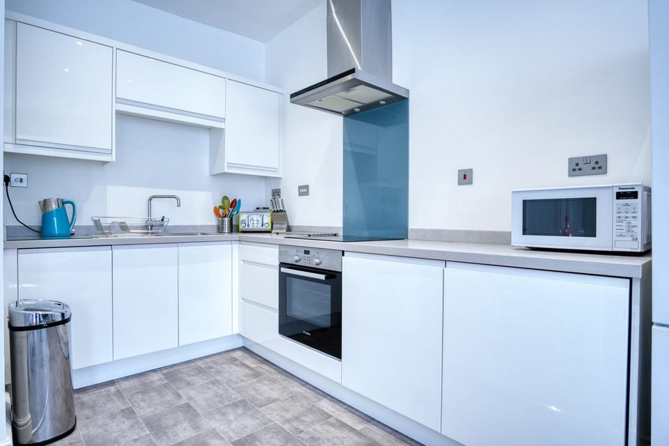 Bay View - 2 Bedroom Apartment - Tenby (24985)