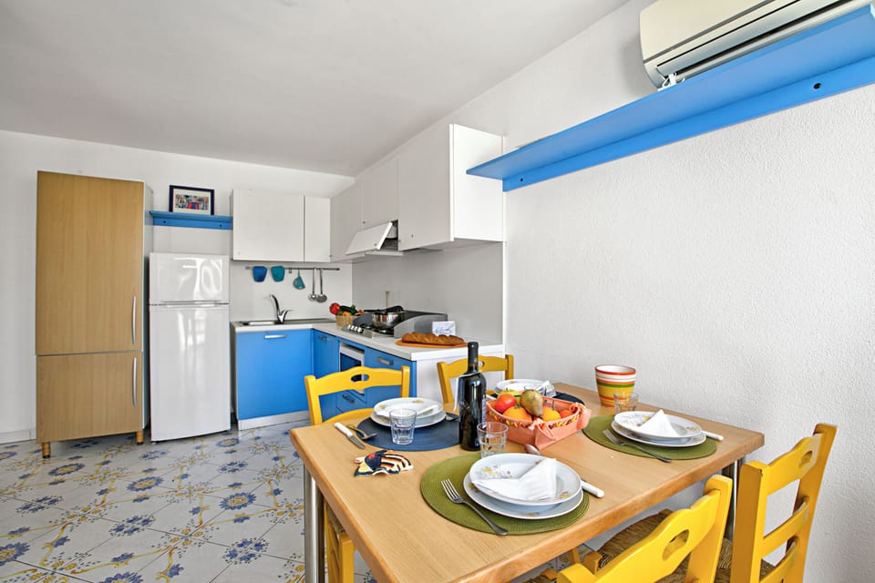 Kitchen and dining area