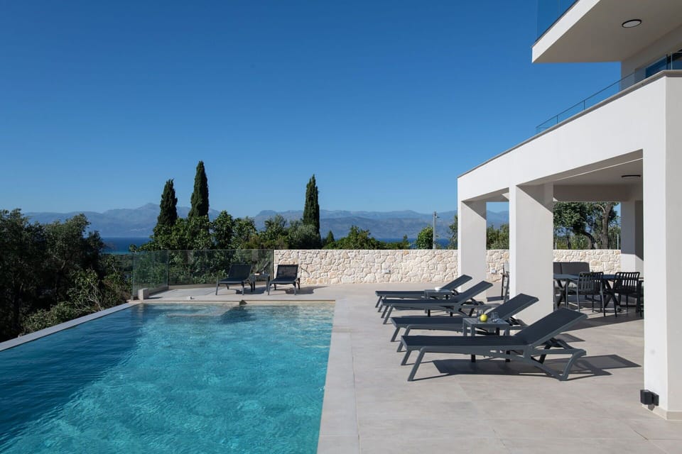 Building Exterior, Outdoor, Pool, Scenic View