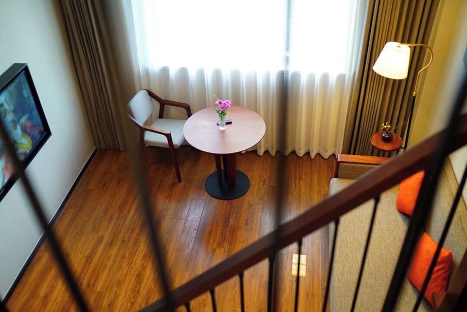 Signature Triple Room | Premium bedding, down comforters, pillowtop beds, free minibar