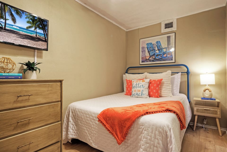 Plush bedding, peaceful vibes


