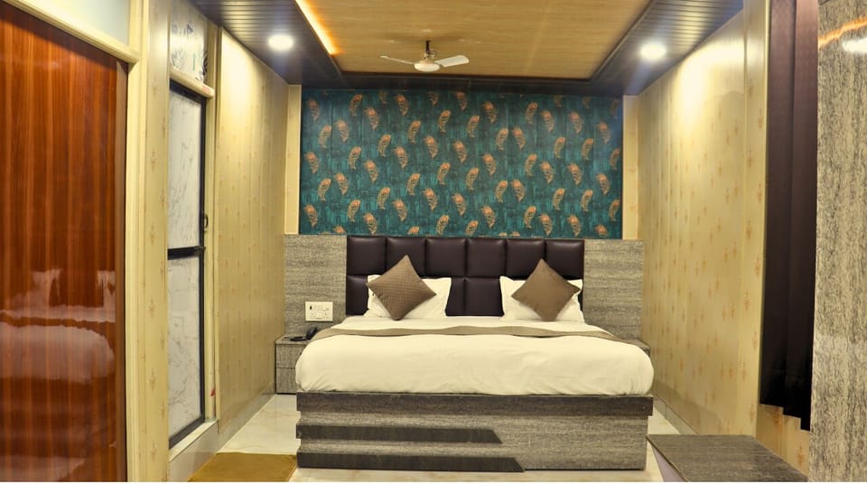 Deluxe Triple Room | Free WiFi, bed sheets