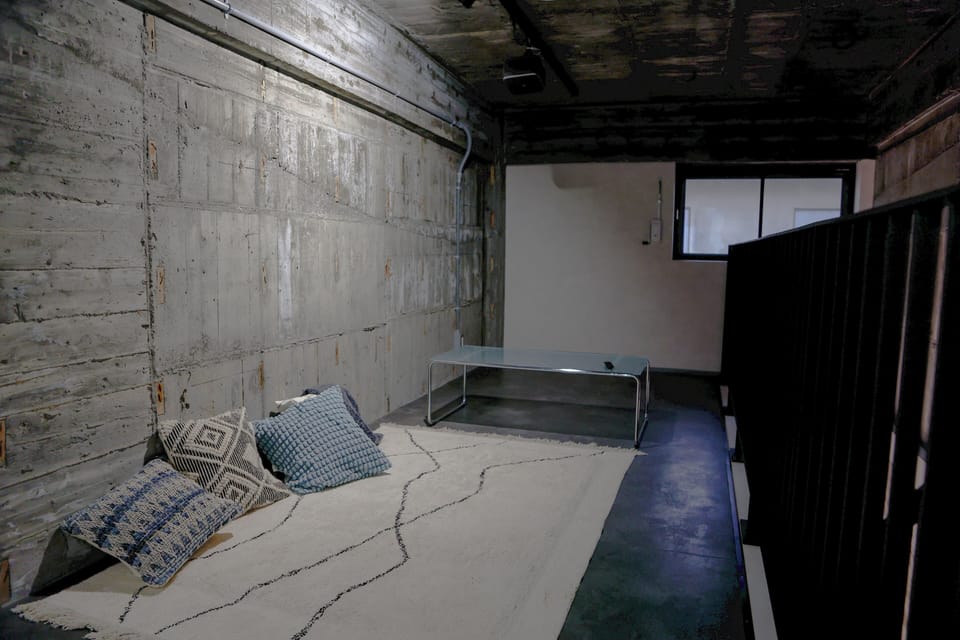 Twin Room, Non Smoking | Desk
