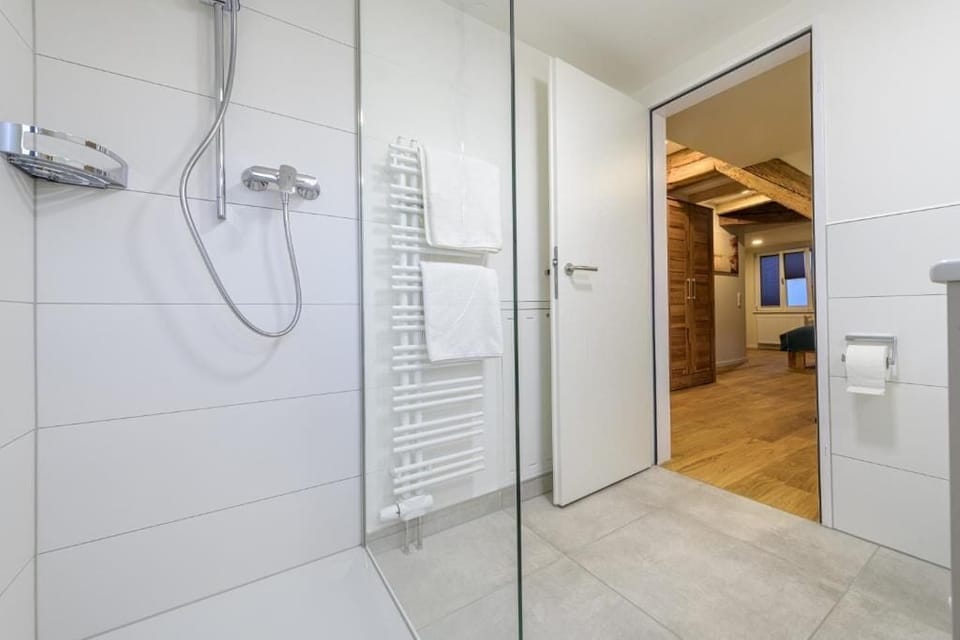 Family Suite | Desk, free WiFi