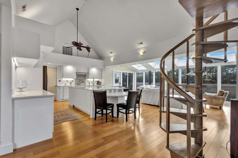 Perfect for Entertaining: The enormous multi-purpose room with pass-thru from the kitchen is ideal for hosting dinners, and games!