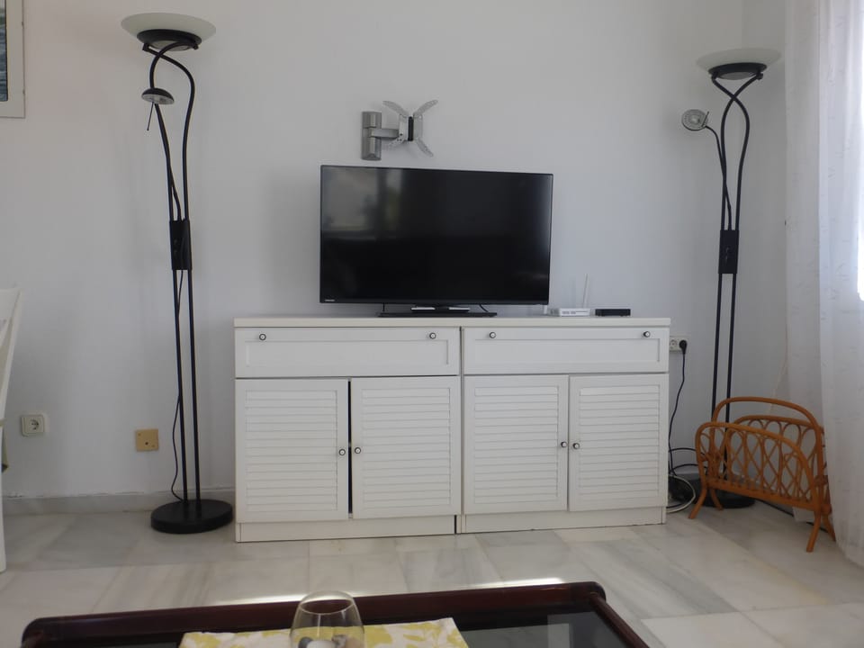 Apartment, 2 Bedrooms, Smoking, Terrace | Room amenity