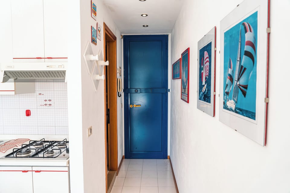 Apartment, 1 Bedroom, Balcony, Ocean View | Interior