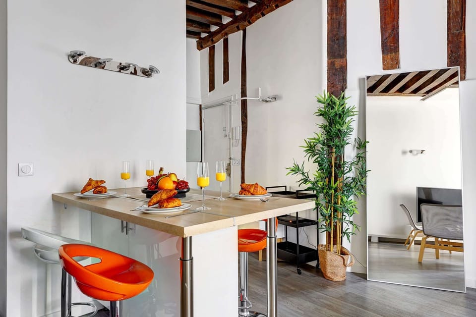Dining details