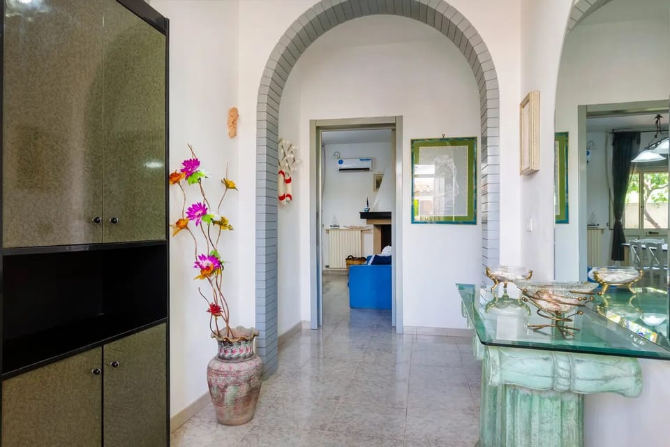 Condo, Patio, Courtyard View | Living area | 32-inch flat-screen TV with cable channels