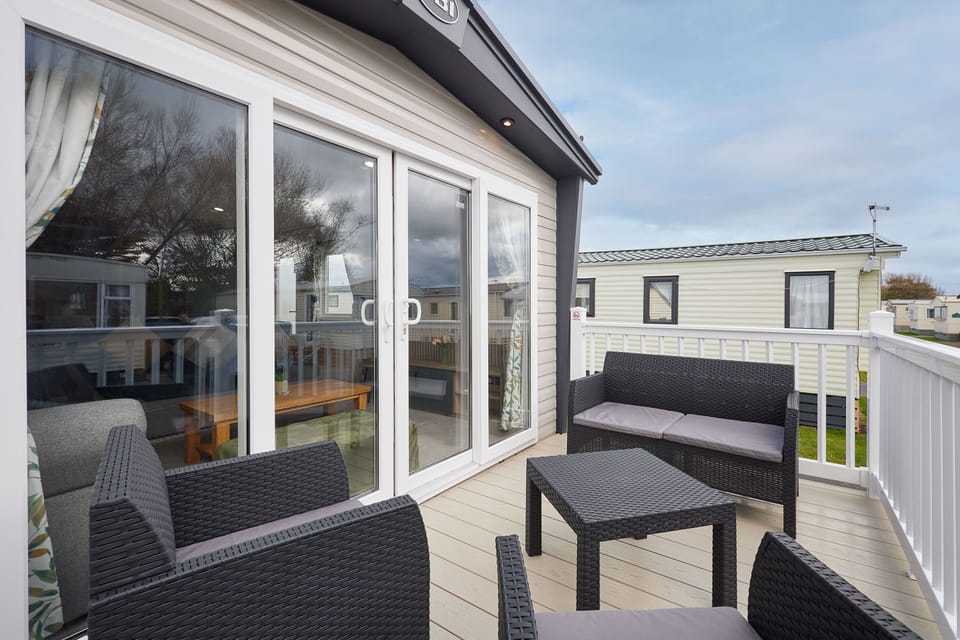 Grange, Morecambe - Host & Stay
