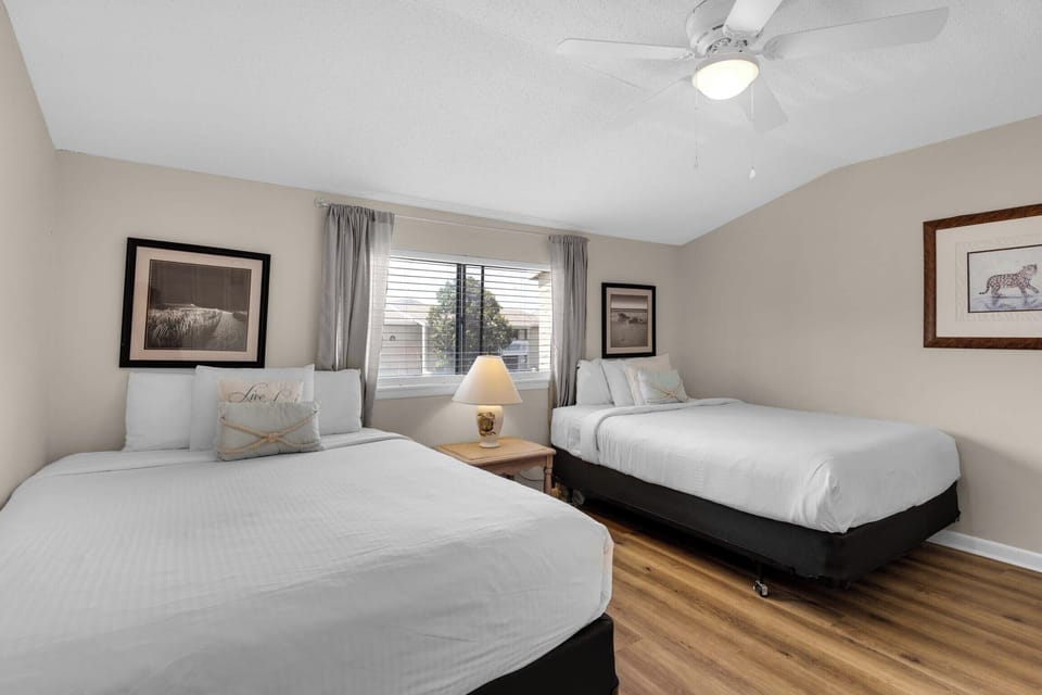 Guest bedroom