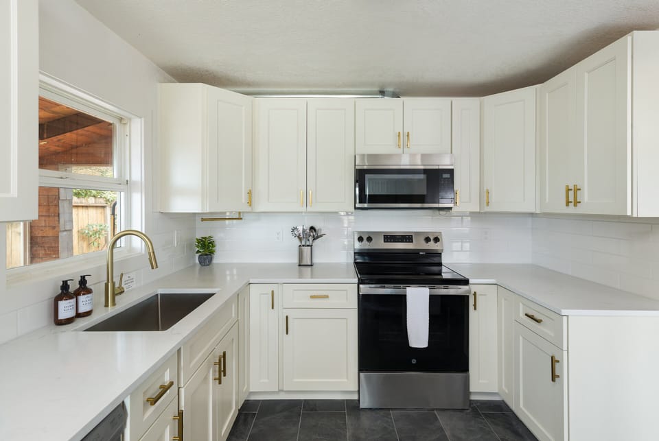 Indoors, Kitchen, Sink, Appliance, Microwave