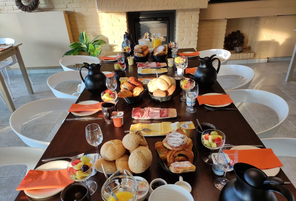 Daily continental breakfast for a fee