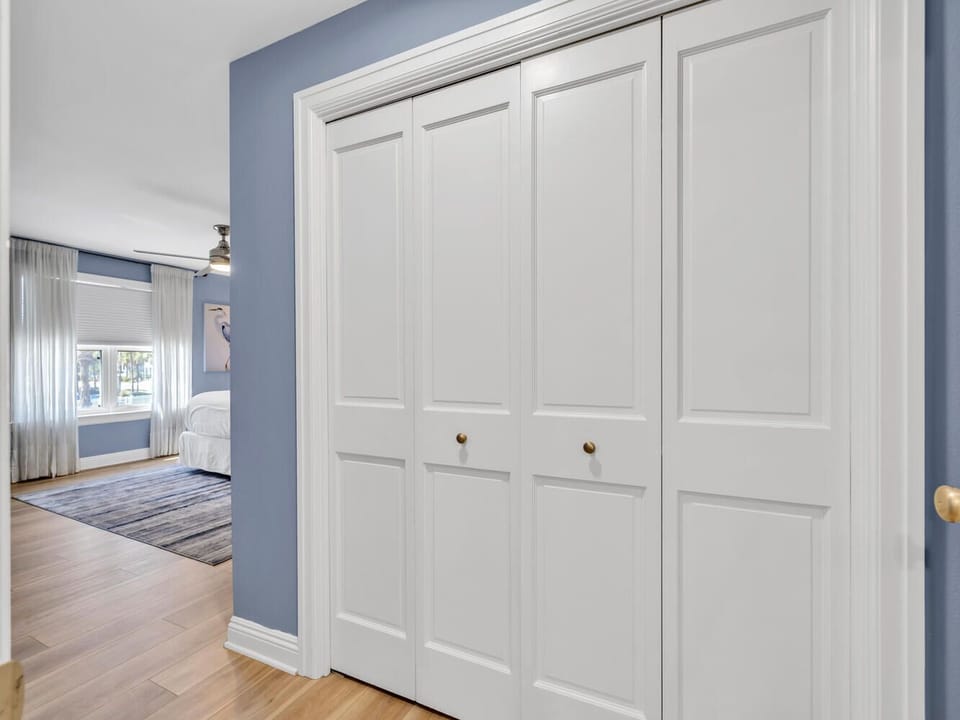 Master Bedroom Closet