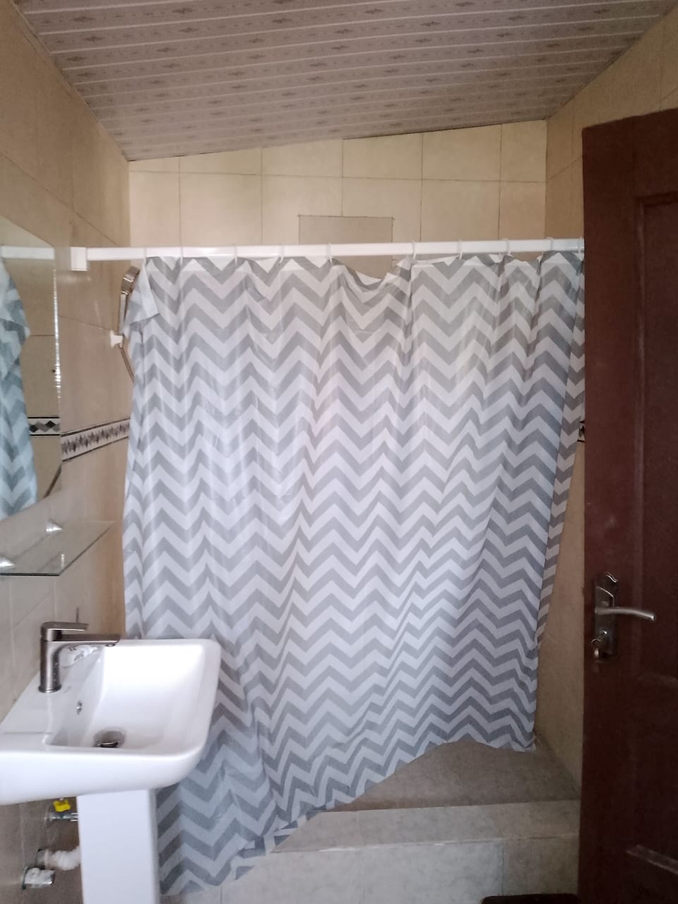 Luxury Room | Bathroom