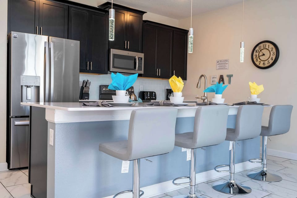 Superior Townhome | Private kitchen