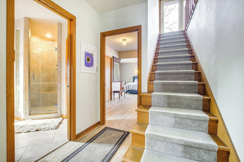 Staircase | 1st Floor