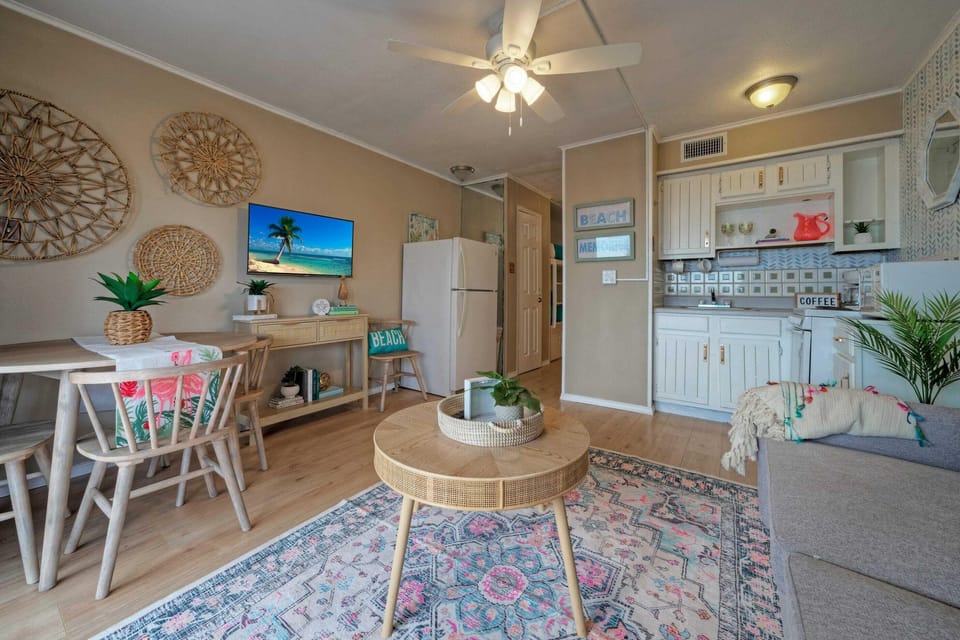 Apartment (1 Bedroom) | Interior