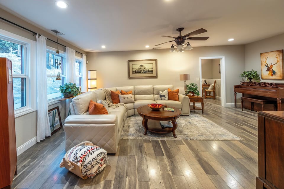 Main Floor Living Room