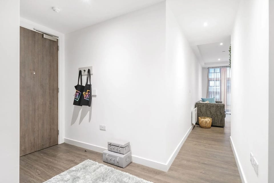 Apartment, 2 Bedrooms, Non Smoking | 2 bedrooms, blackout drapes, iron/ironing board, free WiFi