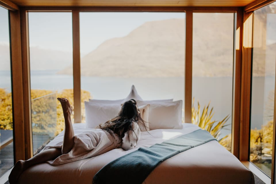Luxury Double Villa, 1 Bedroom, Jetted Tub, Lake View | Egyptian cotton sheets, hypo-allergenic bedding, down comforters