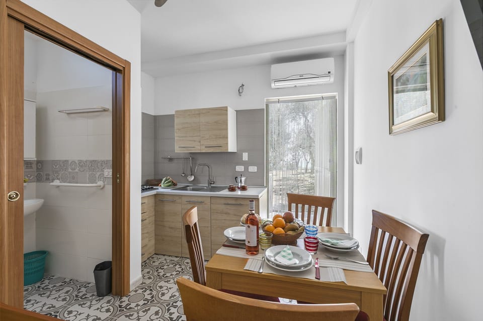 Kitchen and dining area