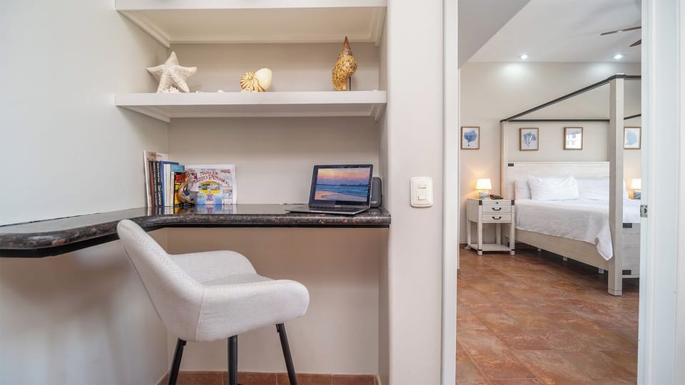 writing desk