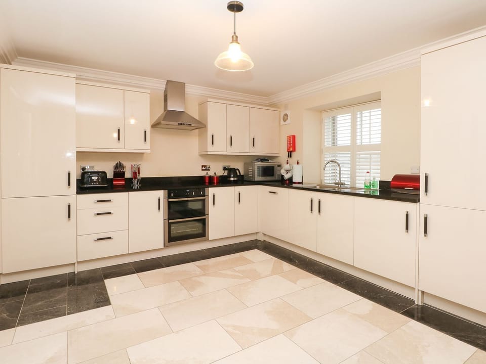 Fridge, dishwasher, electric kettle, toaster