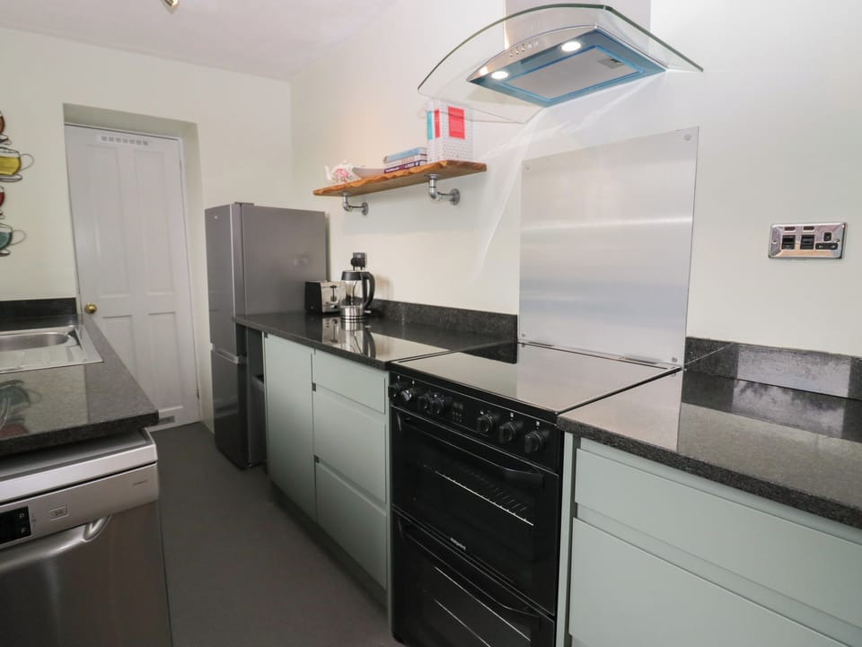 Fridge, dishwasher, electric kettle, toaster