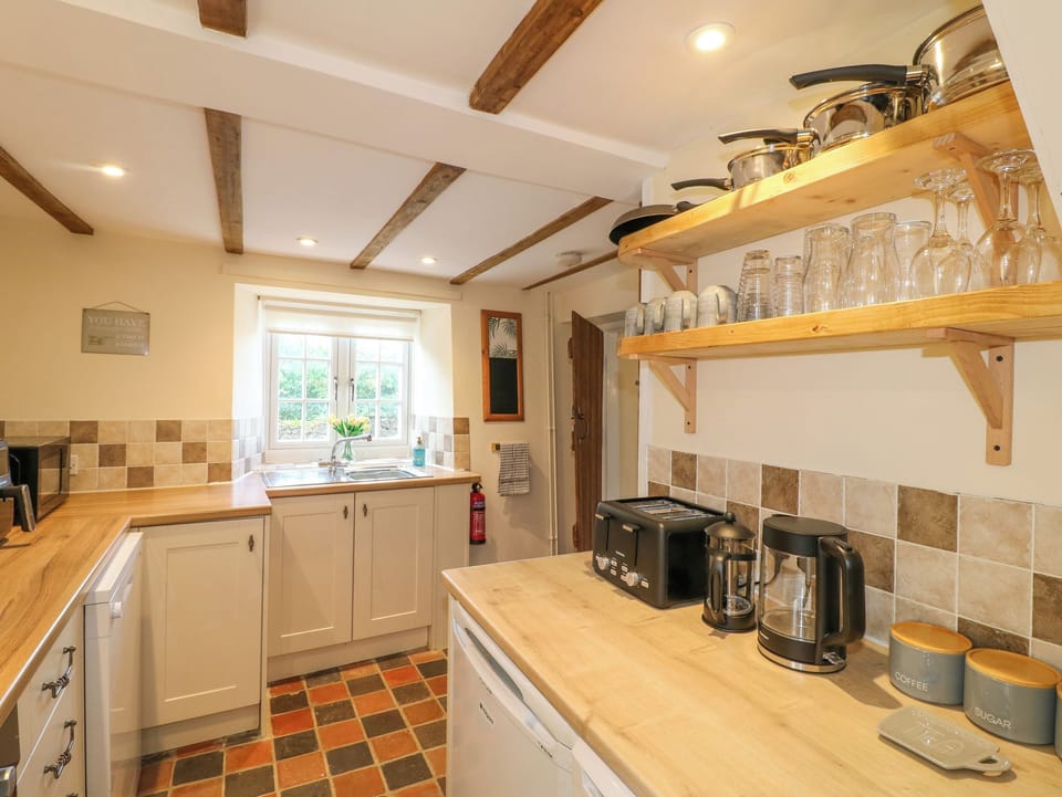 Fridge, dishwasher, electric kettle, toaster