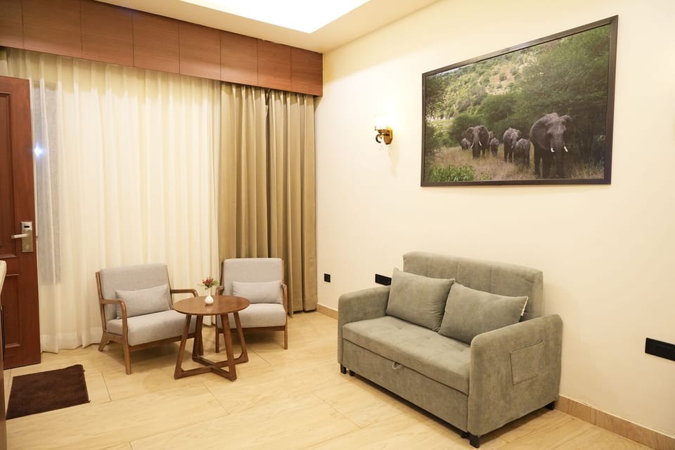 Family Cottage, 2 Bedrooms, Non Smoking, Hill View | Desk, free WiFi