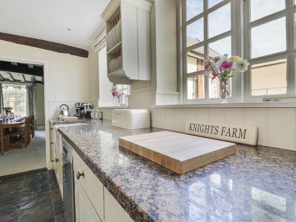 Fridge, dishwasher, cookware/dishes/utensils