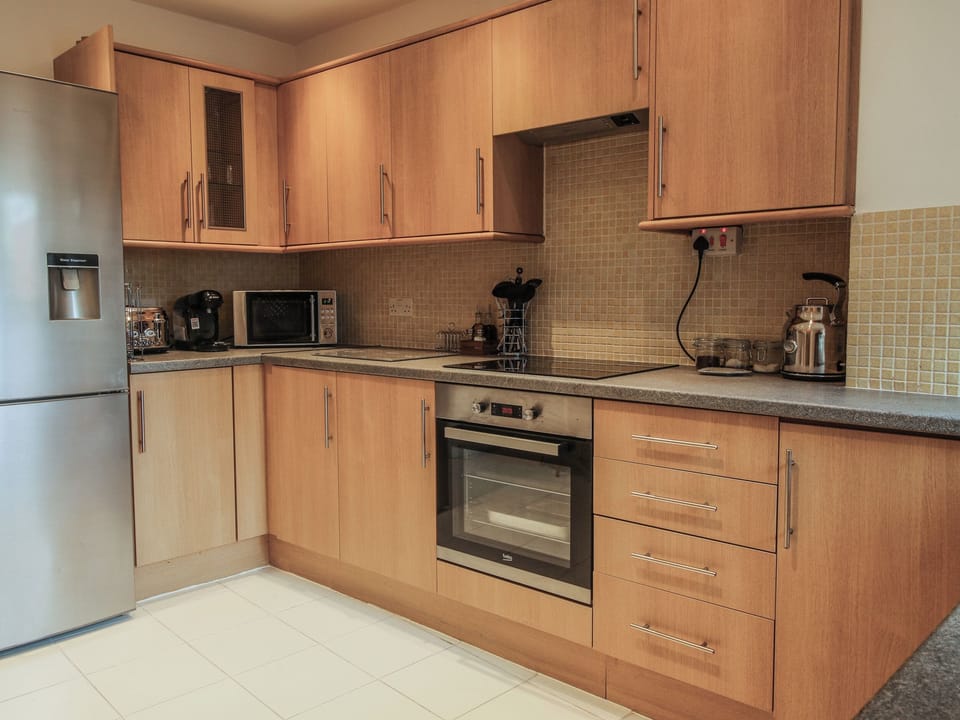 Fridge, dishwasher, electric kettle, toaster